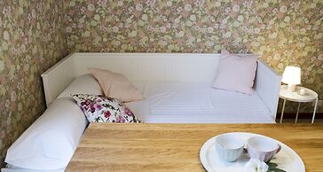 JOIVY Flowers Apartment 25