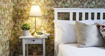 JOIVY Flowers Apartment 25