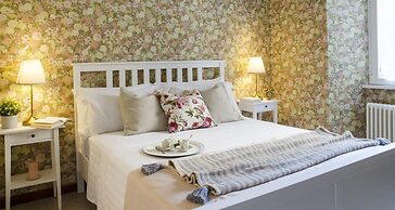 JOIVY Flowers Apartment 25