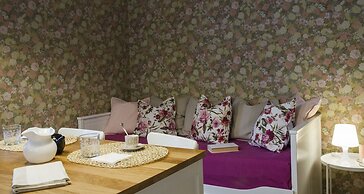 JOIVY Flowers Apartment 25