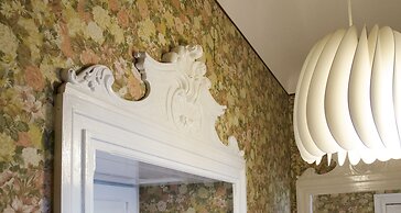 JOIVY Flowers Apartment 25