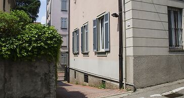 JOIVY Flowers Apartment 25