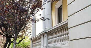 JOIVY Fabulous Charming House in Como