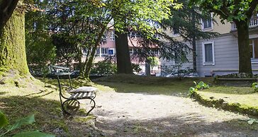 JOIVY Fabulous Charming House in Como