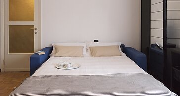 JOIVY Welcoming 1BR apt next to Villa Olmo