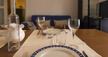 JOIVY Welcoming 1BR apt next to Villa Olmo