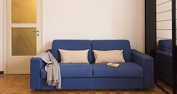 JOIVY Welcoming 1BR apt next to Villa Olmo