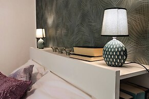 JOIVY Cute 1-bedroom flat next to Lake Como