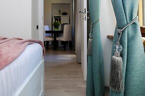 JOIVY Cute 1-bedroom flat next to Lake Como