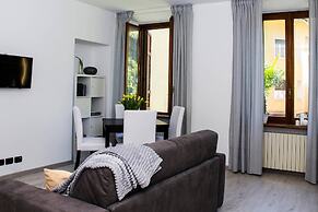 JOIVY Cute 1-bedroom flat next to Lake Como