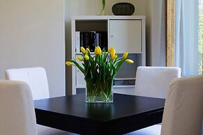 JOIVY Cute 1-bedroom flat next to Lake Como