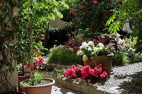 JOIVY Cute 1-bedroom flat next to Lake Como