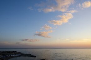 JOIVY Fronte del Mar Seaview Apartment Casaregis