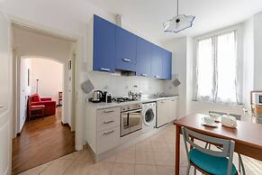 JOIVY Band House di Fronte al Terminal Traghetti