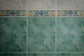 JOIVY Band House di Fronte al Terminal Traghetti