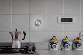 JOIVY Band House di Fronte al Terminal Traghetti