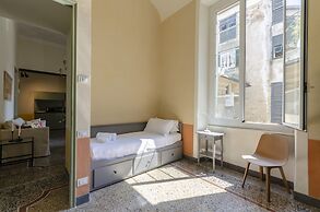 JOIVY Piazza Dei Greci Nel Cuore Della Storia