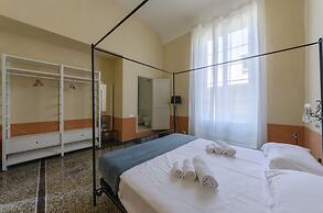 JOIVY Piazza Dei Greci Nel Cuore Della Storia