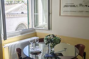 JOIVY Piazza Dei Greci Nel Cuore Della Storia