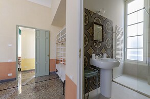 JOIVY Piazza Dei Greci Nel Cuore Della Storia