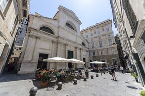JOIVY Piazza Dei Greci Nel Cuore Della Storia