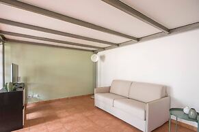 JOIVY Green Terraced House