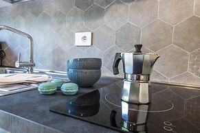 JOIVY Lotto Square Apartment