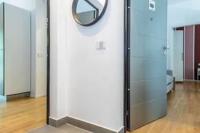 JOIVY Lotto Square Apartment