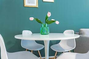 JOIVY Lotto Square Apartment