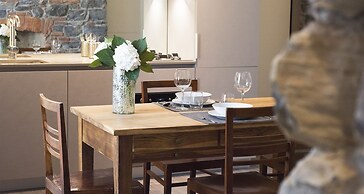 JOIVY Elegant 1BR Flat Near City Centre