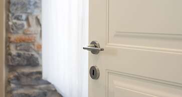 JOIVY Elegant 1BR Flat Near City Centre