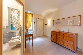 JOIVY The Roof in Santa Margherita