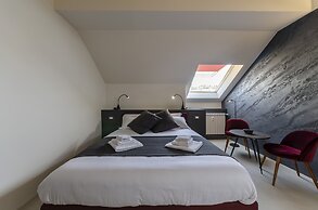 JOIVY The Private View