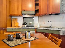 JOIVY Wooden Guerrini Apartment