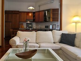 JOIVY Wooden Guerrini Apartment