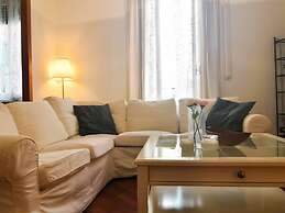 JOIVY Wooden Guerrini Apartment