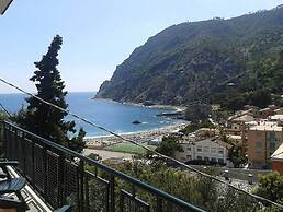 JOIVY Villa Monterosso Apartment Bellavista