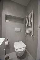 Ornament Suites Nilie Hospitality MGMT