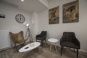 Ornament Suites Nilie Hospitality MGMT