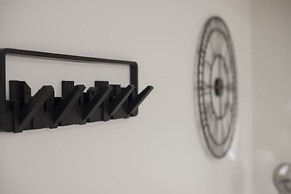 Ornament Suites Nilie Hospitality MGMT