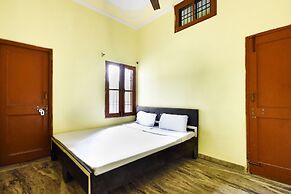 SPOT ON 49295 Hotel Kohinoor Park