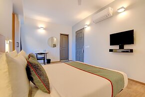 Hotel Aravali Inn & Banquet Hall