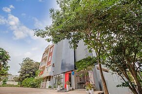 Capital O 61292 Manyata Sterling