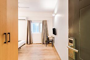 Capital O 61292 Manyata Sterling