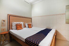 SPOT ON 38697 Hotel Sridhar