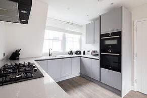 Hausd - Leicester Square