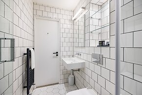 Hausd - Leicester Square