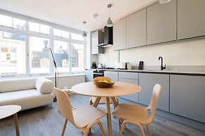 Hausd - Leicester Square