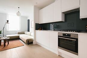 Hausd - Leicester Square