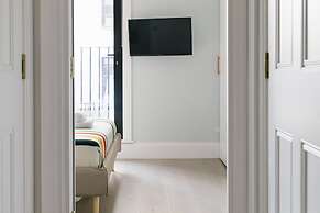 Hausd - Leicester Square